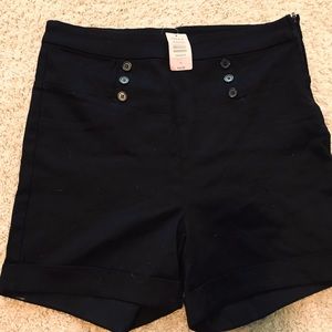 Torrid high rise shorts